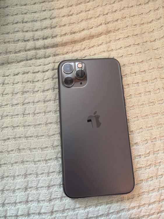 iPhone iPhone11 Pro 64GB SIMフリー（スマホ）の商品画像 - 査定依頼日：2026年6月26日 - 最高査定価格：21,500円