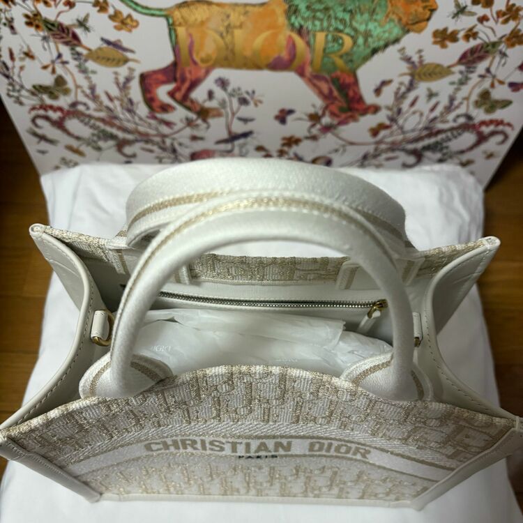 ディオール  （ブランドバッグ）の商品画像 - 査定依頼日：2025年7月19日 - 最高査定価格：120,000円