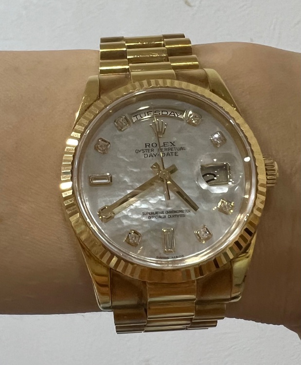 ロレックス デイデイト （高級時計）の商品画像 - 査定依頼日：2025年9月11日 - 最高査定価格：4,400,000円