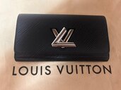 エピ（ブランド財布・小物）の商品画像 - 査定依頼日：2025年2月21日 - 最高査定価格：20,000円