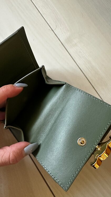 セリーヌ  （ブランドバッグ）の商品画像 - 査定依頼日：2025年4月22日 - 最高査定価格：40,000円