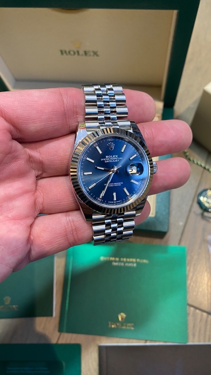 ロレックス デイトジャスト 126334（高級時計）の商品画像 - 査定依頼日：2026年2月8日 - 最高査定価格：2,350,000円