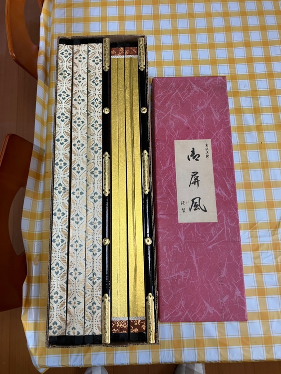 雛人形7段飾り、洋物人形、和物人形（美術品・骨董品）の商品画像 - 査定依頼日：2026年5月13日 - 最高査定価格：100,000円