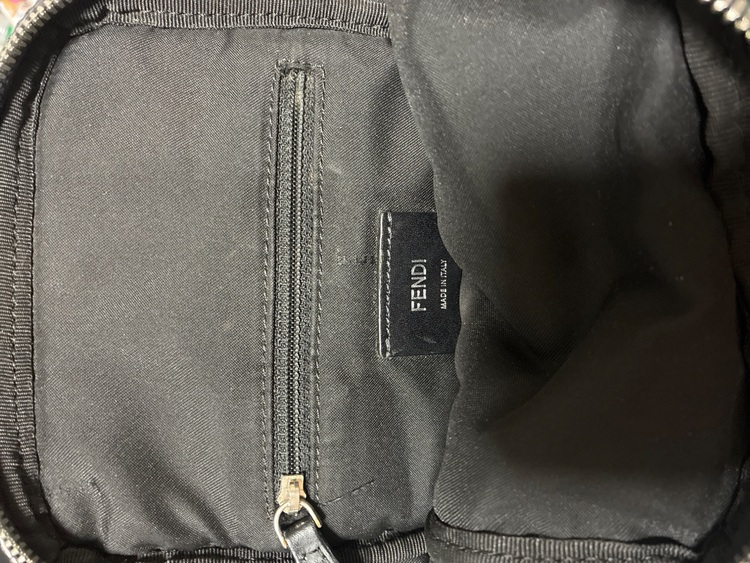 フェンディ  （ブランドバッグ）の商品画像 - 査定依頼日：2025年11月14日 - 最高査定価格：60,000円