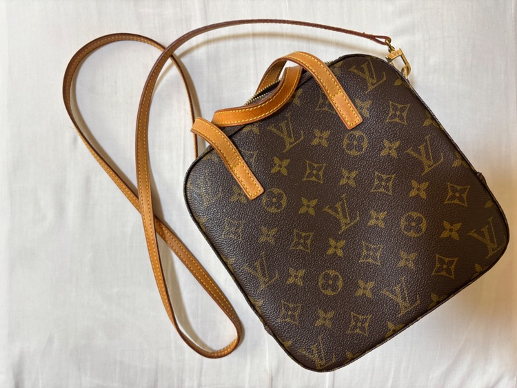 ルイヴィトン モノグラム （ブランドバッグ）の商品画像 - 査定依頼日：2026年1月21日 - 最高査定価格：200,000円