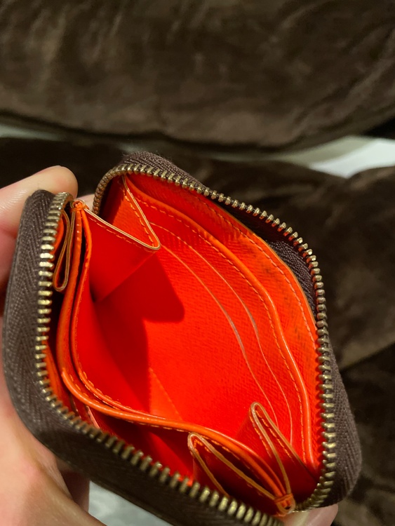 ジッピーコインパース（ブランド財布・小物）の商品画像 - 査定依頼日：2026年1月26日 - 最高査定価格：50,000円