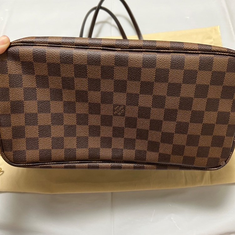 ルイヴィトン ダミエ （ブランドバッグ）の商品画像 - 査定依頼日：2025年6月27日 - 最高査定価格：200,000円