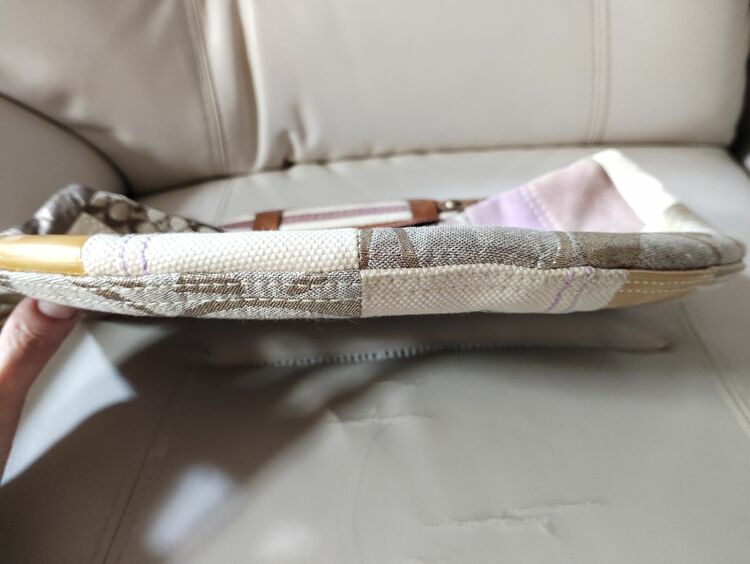 コーチショルダーバッグ（ブランドバッグ）の商品画像 - 査定依頼日：2025年9月4日 - 最高査定価格：3,000円