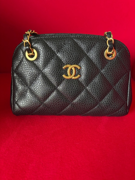 ミニボーリングバッグ（ブランドバッグ）の商品画像 - 査定依頼日：2025年6月15日 - 最高査定価格：900,000円