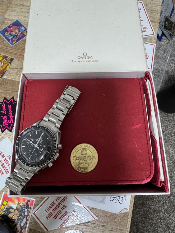 オメガ スピードマスター 3570.5（高級時計）の商品画像 - 査定依頼日：2025年10月19日 - 最高査定価格：600,000円