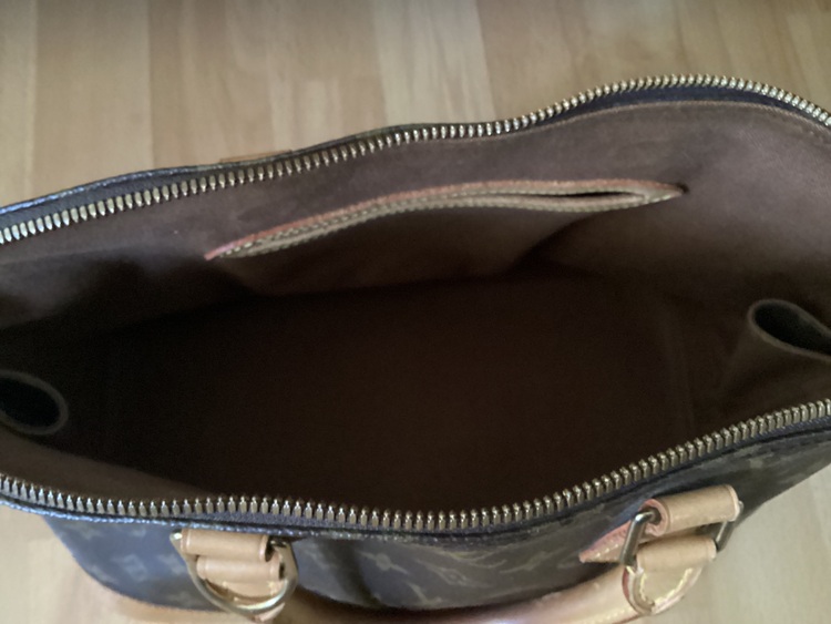 ルイヴィトン モノグラム （ブランドバッグ）の商品画像 - 査定依頼日：2025年6月17日 - 最高査定価格：450,000円