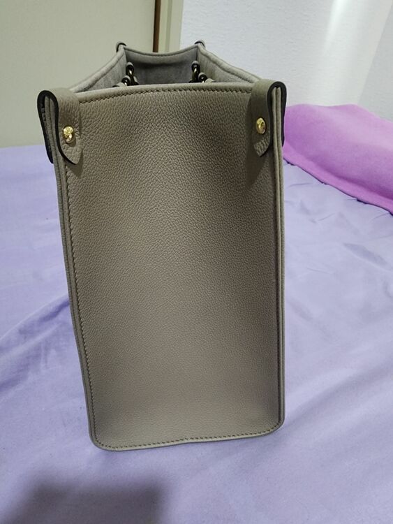 オンザゴーMM（ブランドバッグ）の商品画像 - 査定依頼日：2025年8月7日 - 最高査定価格：280,000円