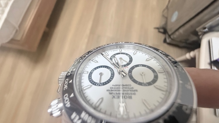 126500LN（高級時計）の商品画像 - 査定依頼日：2026年4月14日 - 最高査定価格：5,850,000円