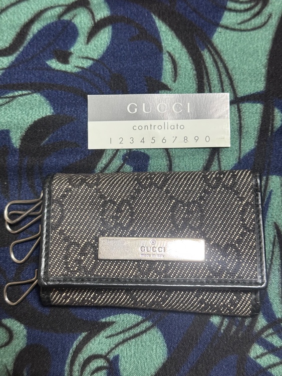 GUCCI グッチ GGキャンバス キーケース ブラック（ブランドバッグ）の商品画像 - 査定依頼日：2026年2月14日 - 最高査定価格：100,000円