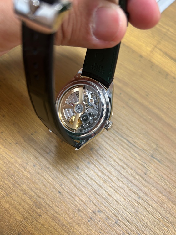 パーペチュアル1908 アイスブルー（高級時計）の商品画像 - 査定依頼日：2025年10月9日 - 最高査定価格：7,250,000円