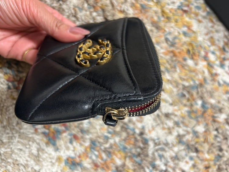 コインパース（ブランド財布・小物）の商品画像 - 査定依頼日：2025年8月28日 - 最高査定価格：30,000円