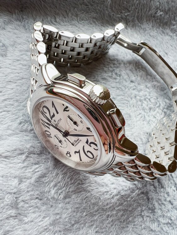 ゼニス エルプリメロ （高級時計）の商品画像 - 査定依頼日：2025年4月23日 - 最高査定価格：170,000円