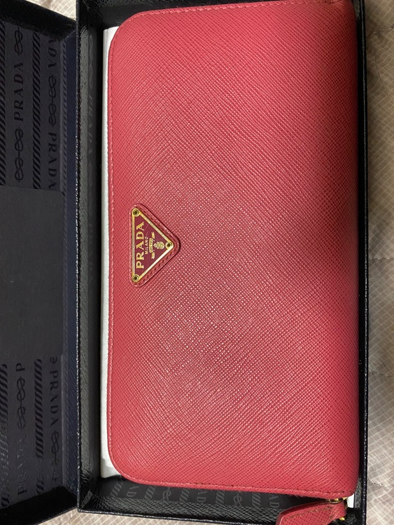 プラダ  （ブランドバッグ）の商品画像 - 査定依頼日：2025年12月24日 - 最高査定価格：30,000円