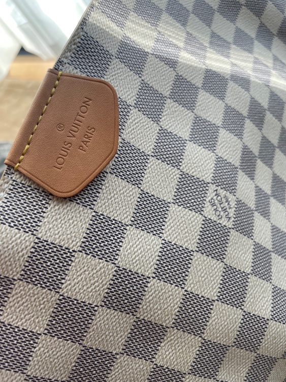 ルイヴィトン ダミエ （ブランドバッグ）の商品画像 - 査定依頼日：2025年12月13日 - 最高査定価格：180,000円