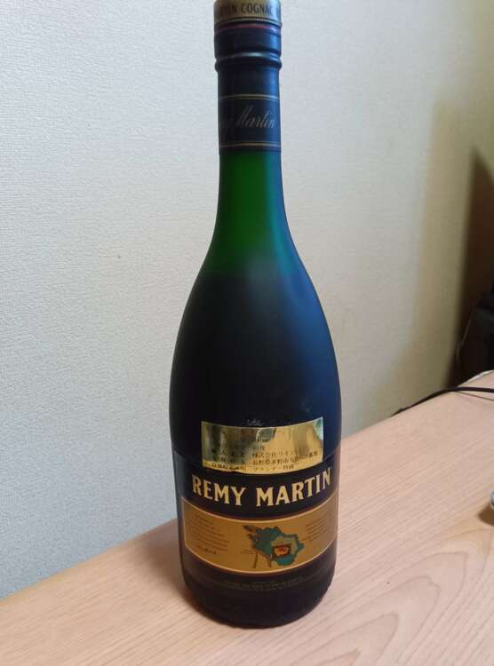 ブランデー レミーマルタン （お酒）の商品画像 - 査定依頼日：2024年12月29日 - 最高査定価格：1,500円