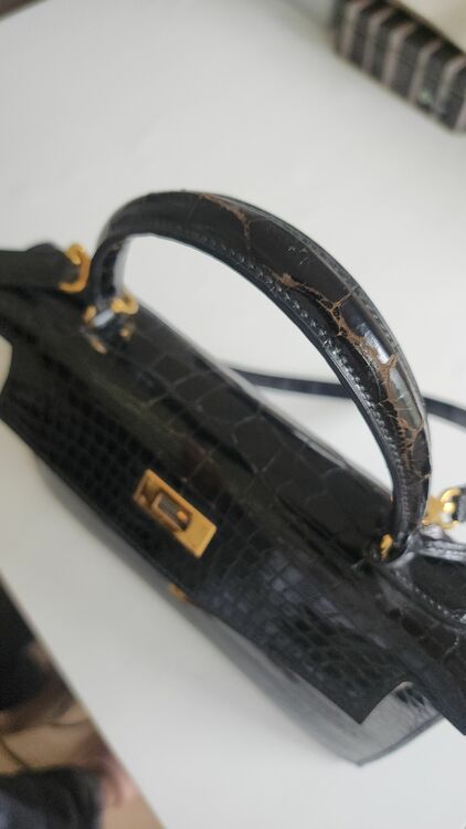 エルメス ケリー （ブランドバッグ）の商品画像 - 査定依頼日：2025年8月8日 - 最高査定価格：3,000,000円