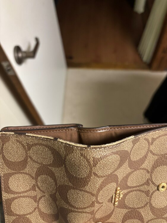 その他 コーチ （ブランドバッグ）の商品画像 - 査定依頼日：2025年1月27日 - 最高査定価格：1,000円