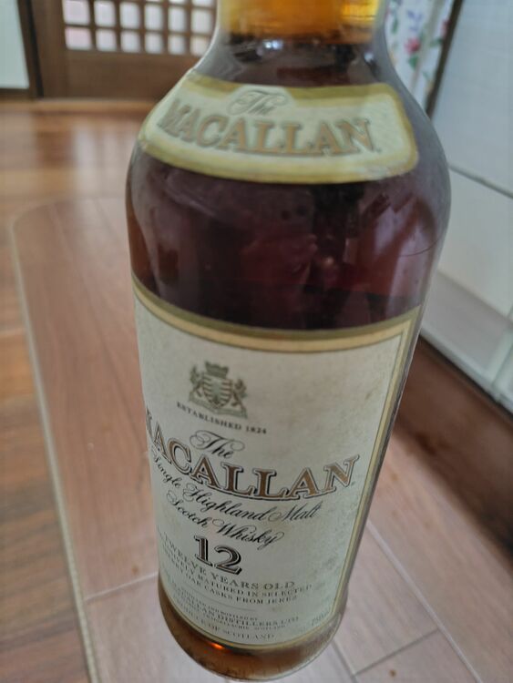 ウイスキー マッカラン （お酒）の商品画像 - 査定依頼日：2025年6月22日 - 最高査定価格：75,000円