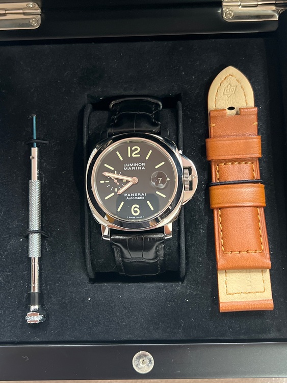 パネライ ルミノール PAM0010（高級時計）の商品画像 - 査定依頼日：2025年10月7日 - 最高査定価格：520,000円