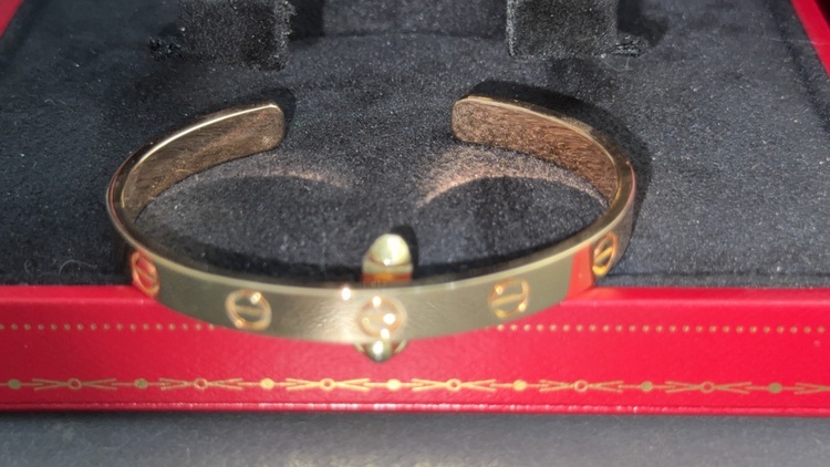 カルティエ オープンラブブレス（金・貴金属）の商品画像 - 査定依頼日：2025年9月4日 - 最高査定価格：420,000円