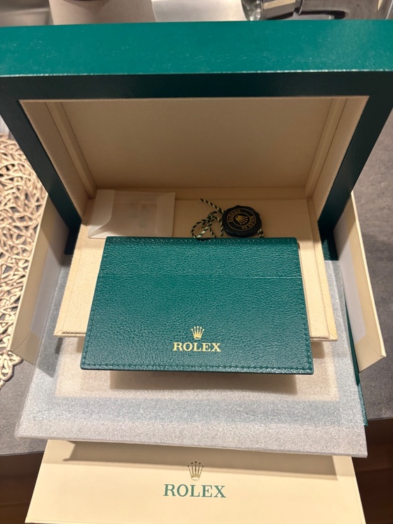 ロレックス スカイドゥエラー 33693（高級時計）の商品画像 - 査定依頼日：2026年1月22日 - 最高査定価格：3,800,000円