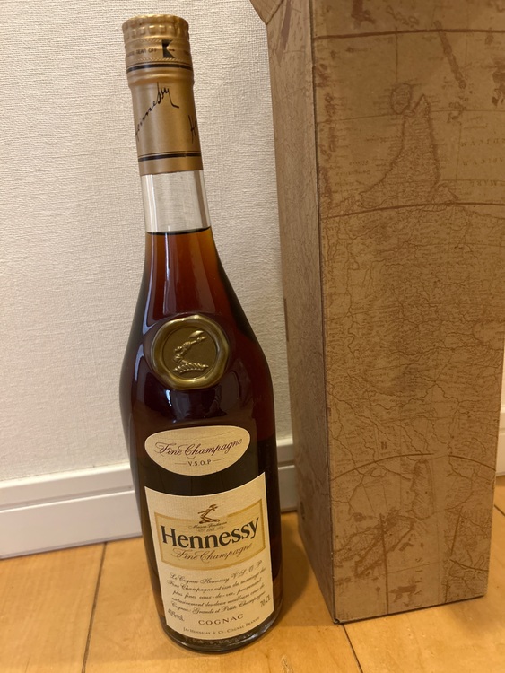 ブランデー ヘネシー （お酒）の商品画像 - 査定依頼日：2025年6月22日 - 最高査定価格：5,500円