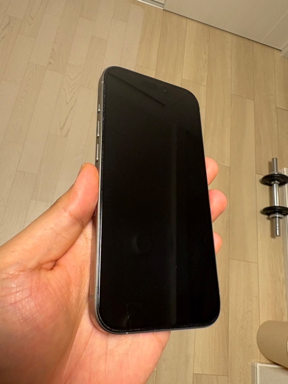 iPhone15pro 256GB（スマホ）の商品画像 - 査定依頼日：2025年9月20日 - 最高査定価格：83,000円