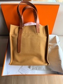 エルメスのエトリヴィエール ショッピングバッグ（ブランドバッグ）の商品画像 - 査定依頼日：2026年2月25日 - 最高査定価格：70,000円