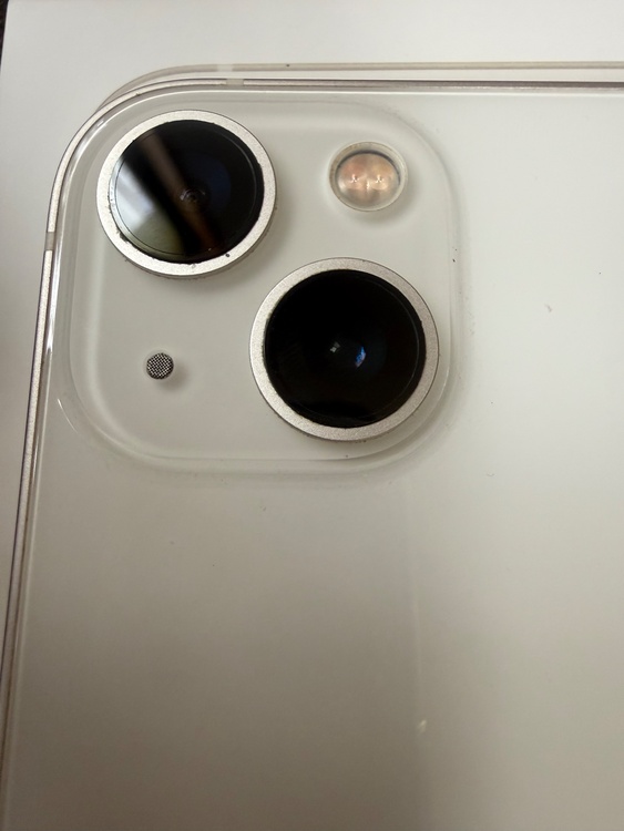 iPhone iPhone 13 128GB SIMフリー（スマホ）の商品画像 - 査定依頼日：2026年7月17日 - 最高査定価格：34,000円