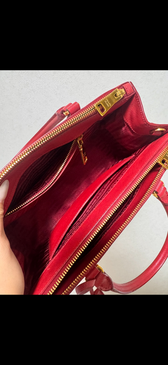 プラダ  （ブランドバッグ）の商品画像 - 査定依頼日：2025年9月9日 - 最高査定価格：30,000円