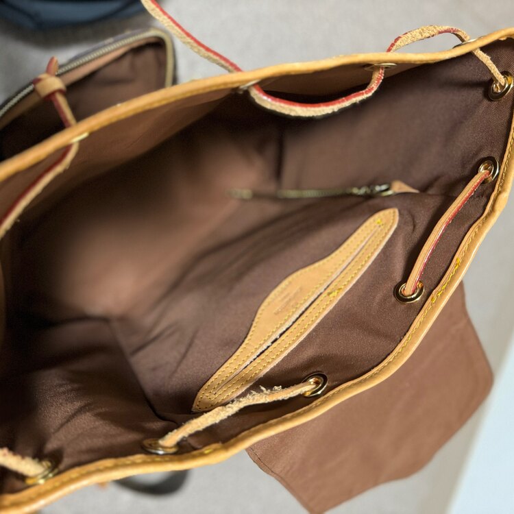 ルイヴィトン　リュック　傷あり（ブランドバッグ）の商品画像 - 査定依頼日：2025年5月19日 - 最高査定価格：60,000円