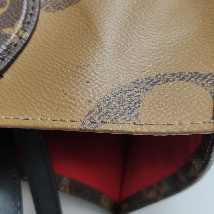 Louis Vuitton OnTheGo MM モノグラム（ブランドバッグ）の商品画像 - 査定依頼日：2026年7月19日 - 最高査定価格：200,000円