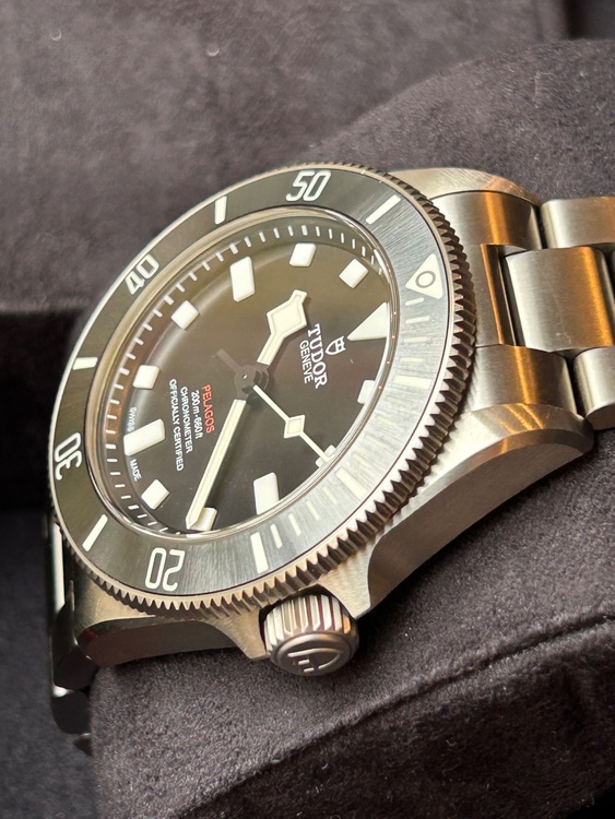 チューダー ベラゴス ペラゴス 39（高級時計）の商品画像 - 査定依頼日：2026年2月11日 - 最高査定価格：520,000円