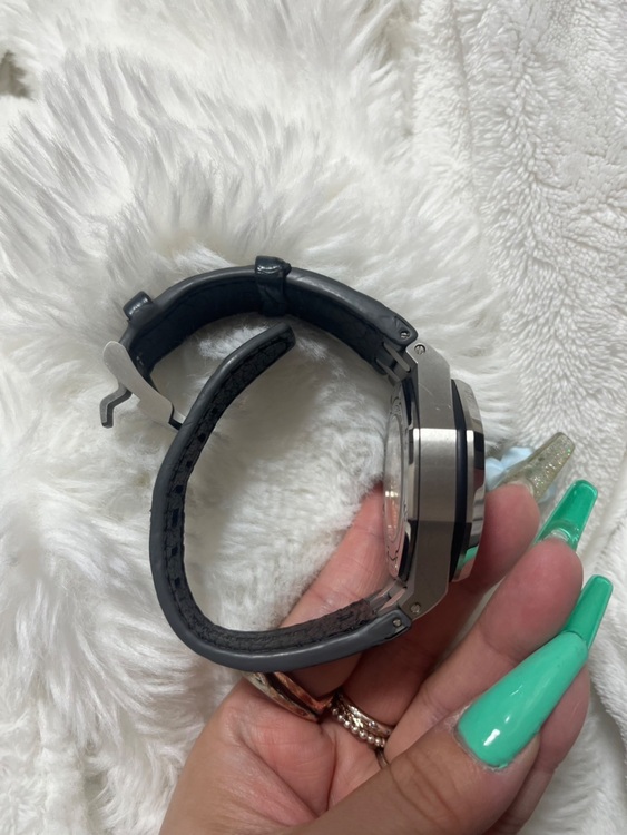 オーデマピゲ ロイヤルオークオフショア （高級時計）の商品画像 - 査定依頼日：2025年7月3日 - 最高査定価格：2,800,000円