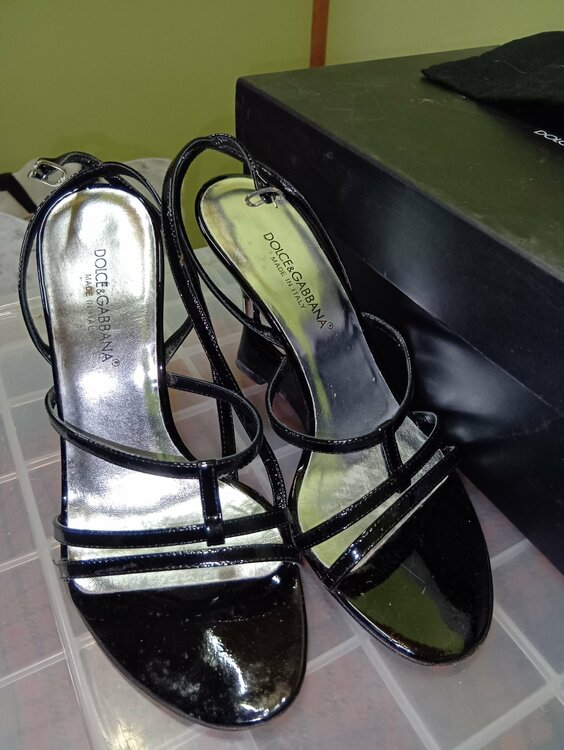 レディース　サンダル（古着・ファッション）の商品画像 - 査定依頼日：2026年1月7日 - 最高査定価格：3,500円