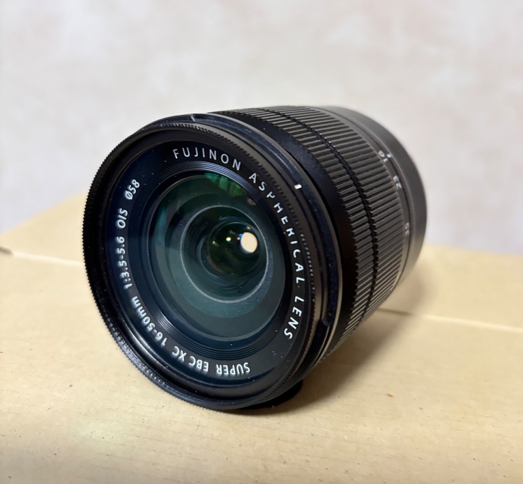xc16-50mmF3.5-5.6（カメラ）の商品画像 - 査定依頼日：2026年4月23日 - 最高査定価格：7,100円
