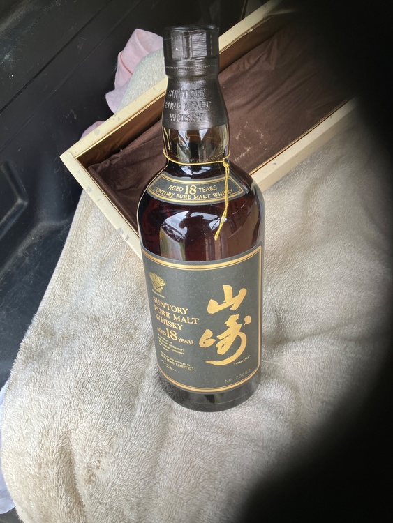 ウイスキー サントリー山崎（お酒）の商品画像 - 査定依頼日：2026年6月27日 - 最高査定価格：255,000円