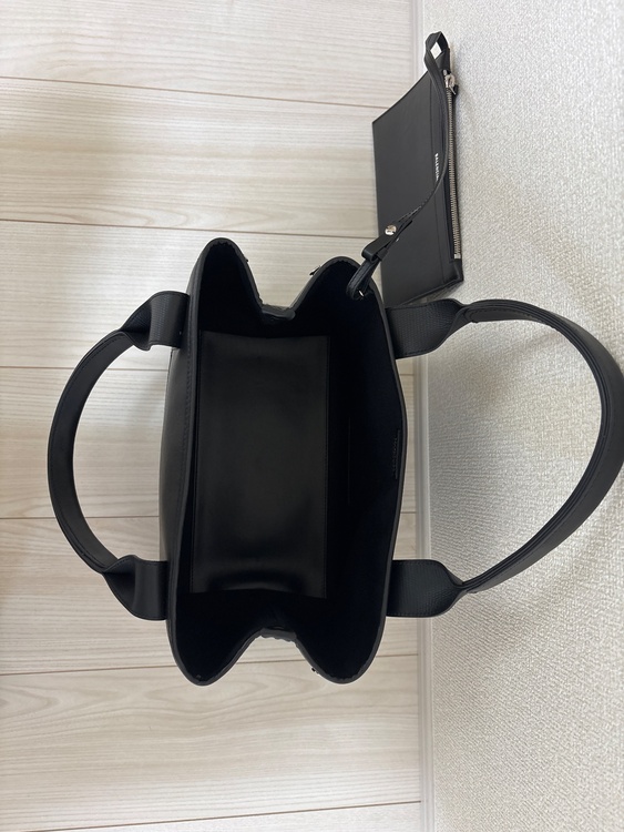 バレンシアガ  （ブランドバッグ）の商品画像 - 査定依頼日：2025年12月17日 - 最高査定価格：88,000円