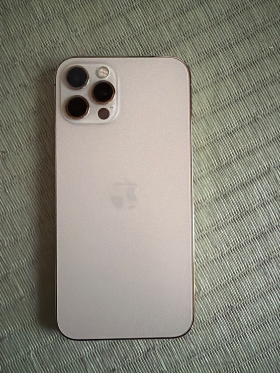 iPhone 12 Pro 128GB au（スマホ）の商品画像 - 査定依頼日：2026年2月24日 - 最高査定価格：24,000円