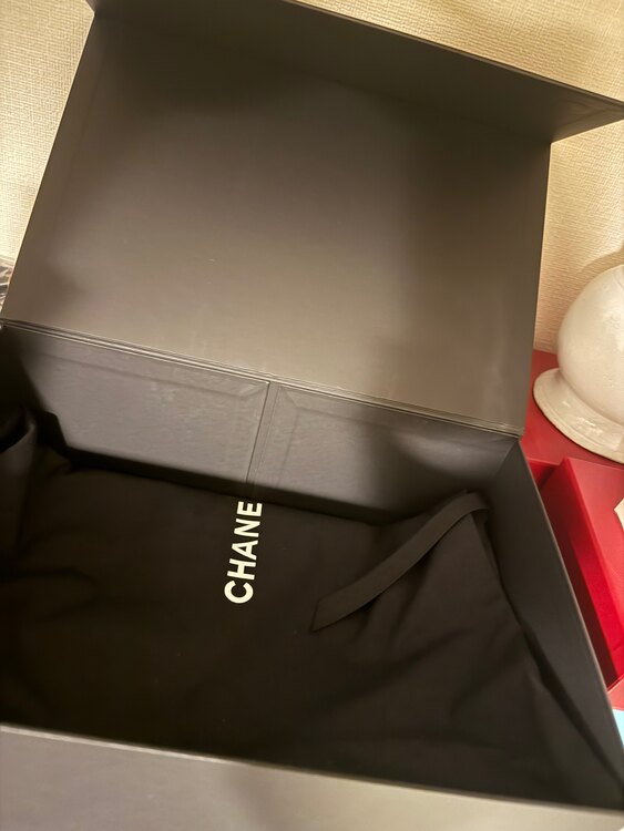 ミニマトラッセ（ブランドバッグ）の商品画像 - 査定依頼日：2025年3月30日 - 最高査定価格：680,000円