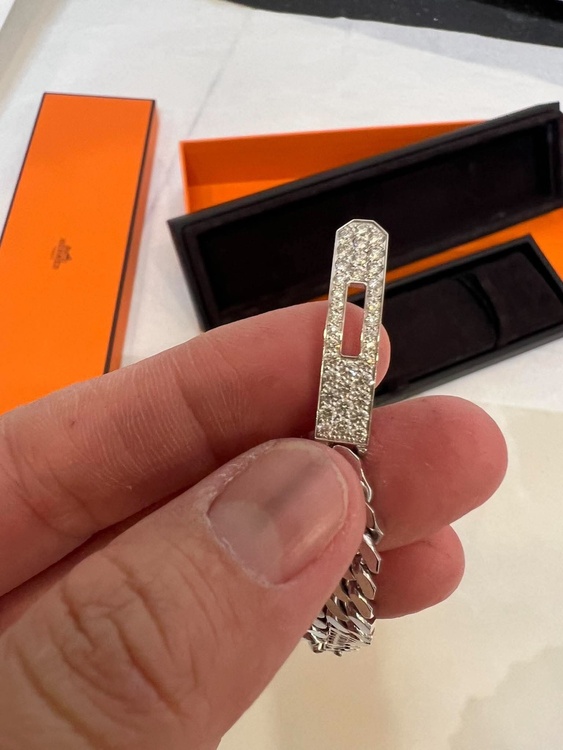 エルメス ブレスレット ケリー グルメット ホワイトゴールド 41Pダイヤ（宝石）の商品画像 - 査定依頼日：2026年9月18日 - 最高査定価格：1,200,000円
