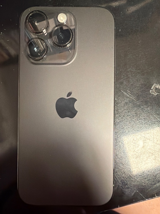 iPhone iPhone 14 Pro 128GB docomo（スマホ）の商品画像 - 査定依頼日：2026年8月29日 - 最高査定価格：70,000円