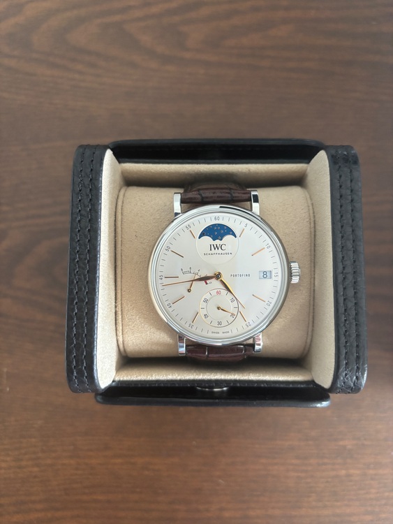 ポートフィノ・ハンドワインド・ムーンフェイズ（高級時計）の商品画像 - 査定依頼日：2025年9月8日 - 最高査定価格：900,000円