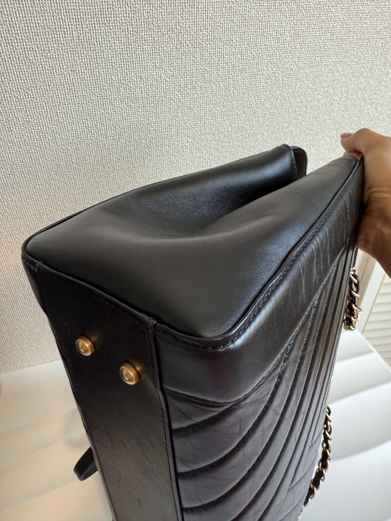 キルティングトートバッグ（ブランドバッグ）の商品画像 - 査定依頼日：2025年7月29日 - 最高査定価格：240,000円