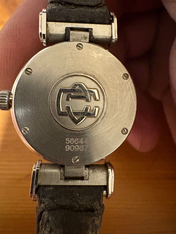 VANくりーふ（高級時計）の商品画像 - 査定依頼日：2025年12月7日 - 最高査定価格：50,000円